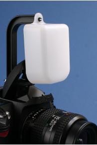 OM-MF1 Omnibounce Flash Diffuser For SLR Cameras With Built-In Flashes